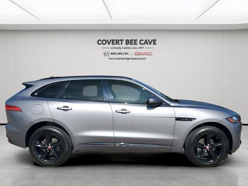 Used 2020 Jaguar F-PACE Checkered Flag image 11