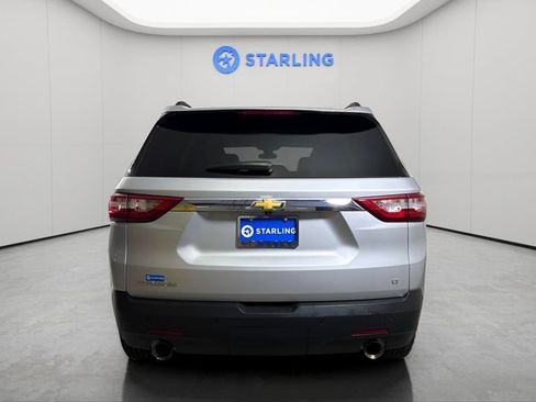 Used 2020 Chevrolet Traverse LT FWD image 7
