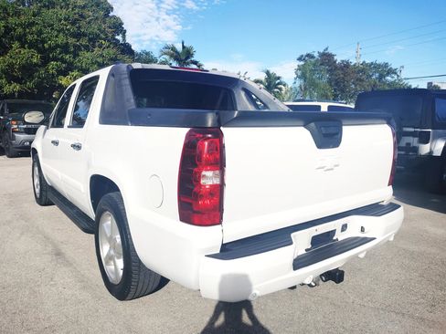 Used 2008 Chevrolet Avalanche LTZ w/ LTZ Preferred Equipment Group image 5
