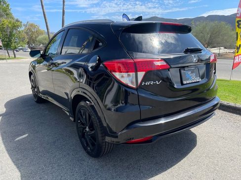 Used 2022 Honda HR-V Sport image 7