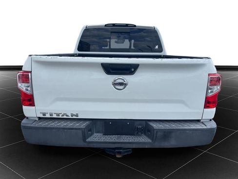Used 2017 Nissan Titan S RWD image 4
