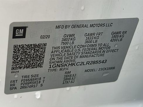 Used 2020 Chevrolet Suburban LT image 12