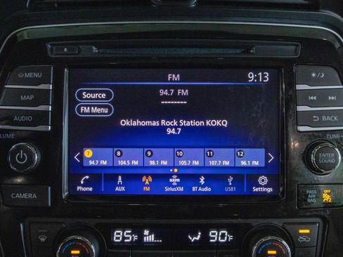 Used 2023 Nissan Maxima Platinum w/ Sport Mat Group FWD image 9