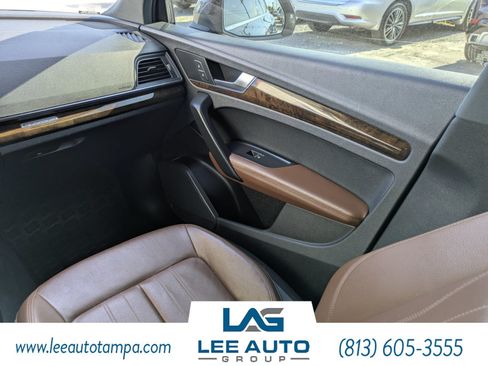 Used 2019 Audi Q5 2.0T Premium Plus w/ Premium Plus Package AWD/4WD image 18