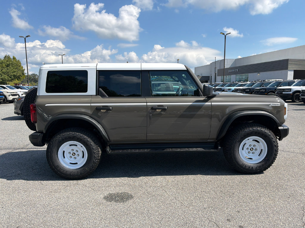 New 2026 Ford Bronco Heritage Edition AWD/4WD image 8