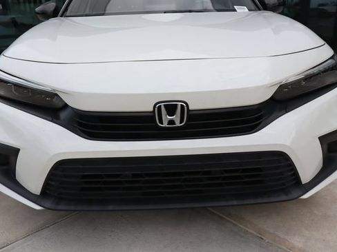 Used 2023 Honda Civic Sport image 15
