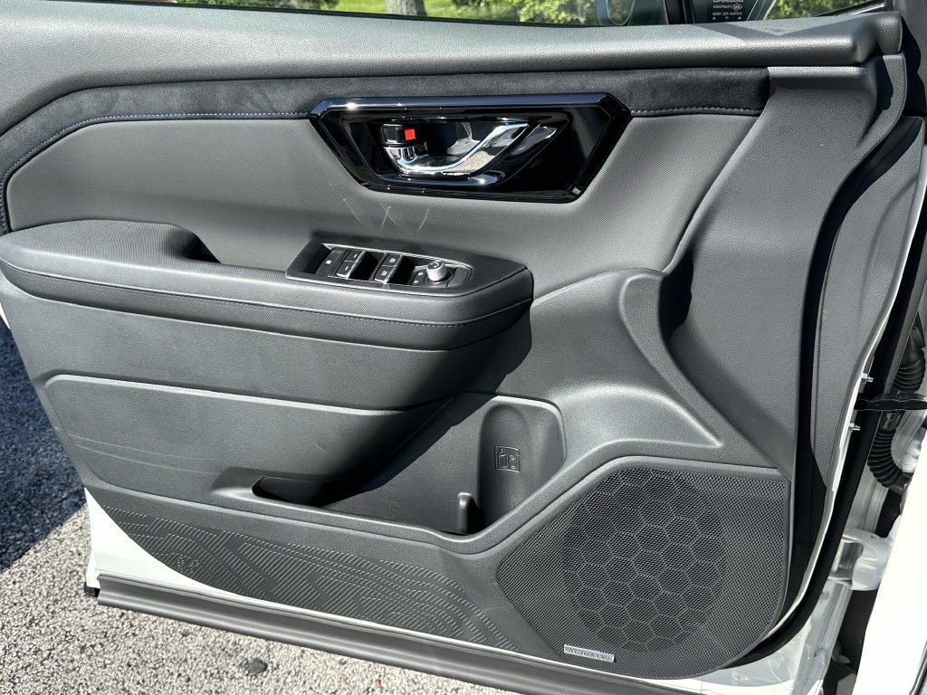 New 2026 Subaru Forester Limited AWD/4WD image 25
