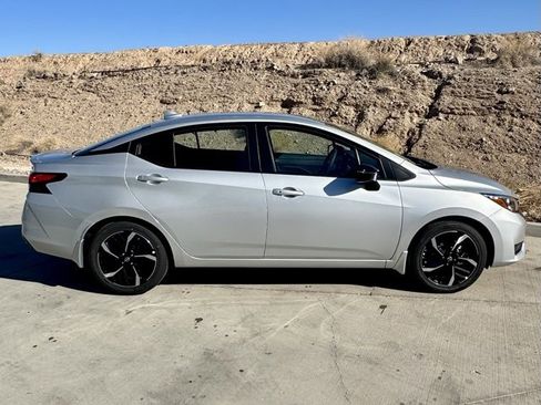 New 2025 Nissan Versa SR w/ Trunk Package image 8