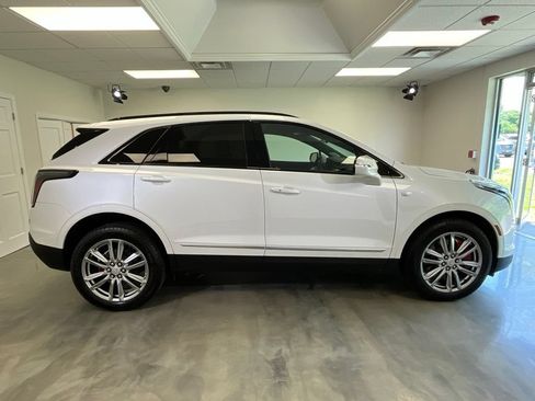 Certified 2025 Cadillac XT5 Sportv AWD/4WD image 8