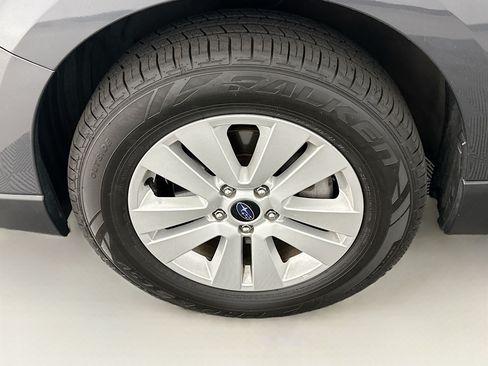 Used 2019 Subaru Outback 2.5i Premium AWD/4WD image 11