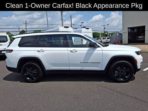 Used 2022 Jeep Grand Cherokee L Laredo AWD/4WD image 9