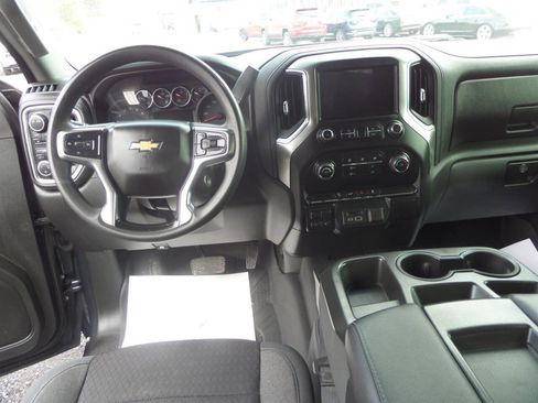 Used 2020 Chevrolet Silverado 2500 LT w/ Advanced Trailering Package image 9