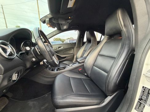Used 2014 Mercedes-Benz CLA 250 w/ Sport Package image 9
