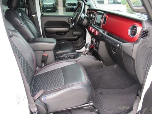 Used 2021 Jeep Wrangler Unlimited Rubicon image 10