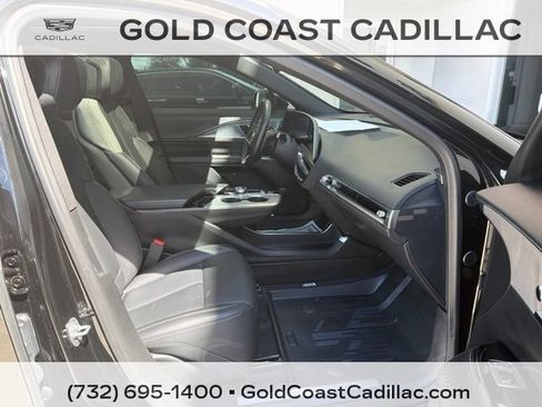 Certified 2024 Cadillac Lyriq Tech w/ LPO, Floor Liner Package AWD/4WD image 7