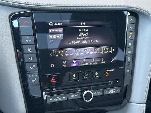 Used 2023 INFINITI QX50 Luxe FWD image 26