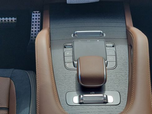 New 2026 Mercedes-Benz GLE 53 AMG 4MATIC Coupe image 18