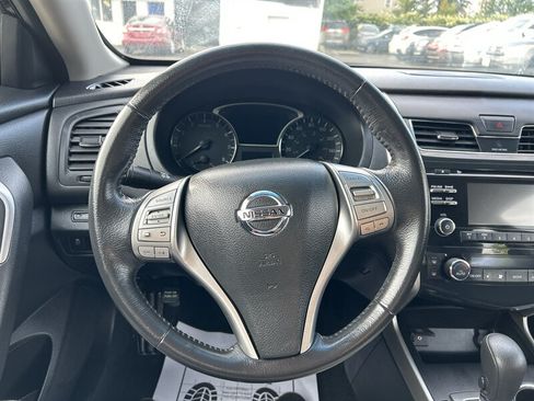 Used 2015 Nissan Altima 2.5 SV FWD image 13