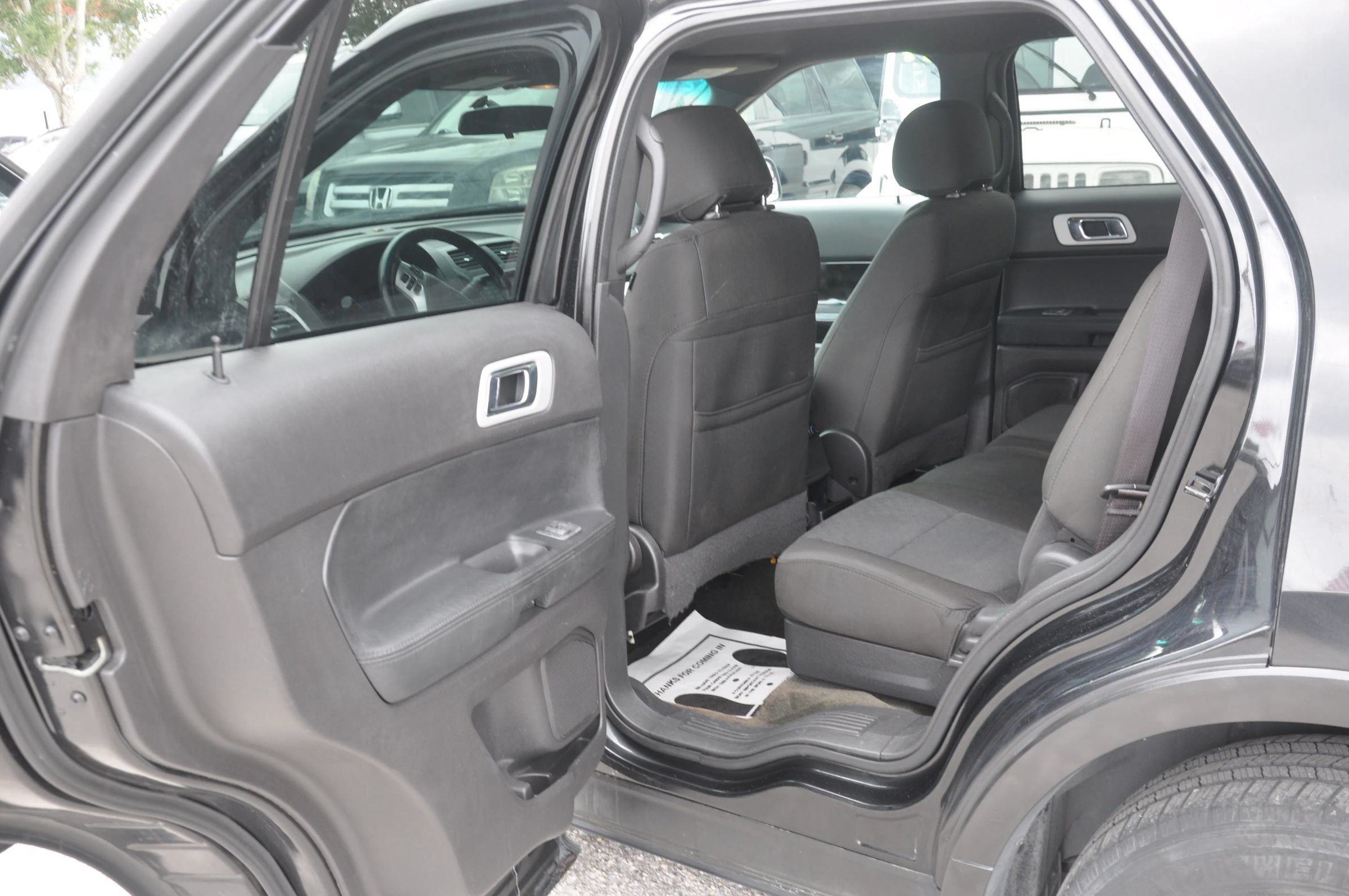 Used 2014 Ford Explorer XLT AWD/4WD image 17