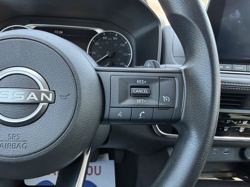 Used 2023 Nissan Rogue S AWD/4WD image 21