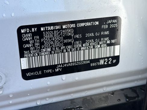 Used 2025 Mitsubishi Outlander SE image 34