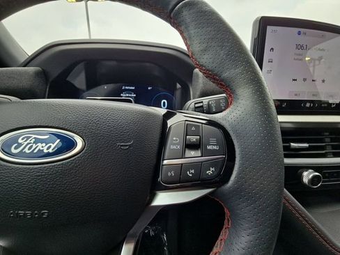 Used 2025 Ford Explorer ST-Line AWD/4WD image 12