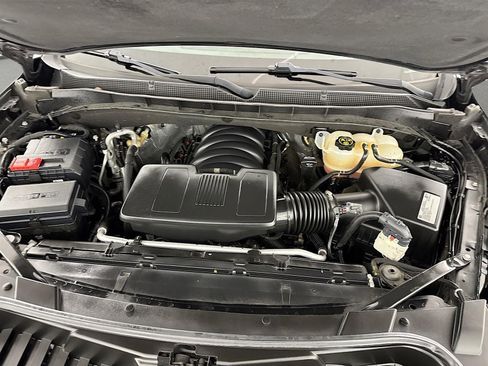 Used 2021 Chevrolet Tahoe Z71 w/ Rear Media and Nav Package image 33