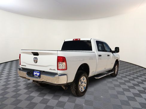 Used 2024 RAM 2500 Big Horn w/ Off Road Package AWD/4WD image 4