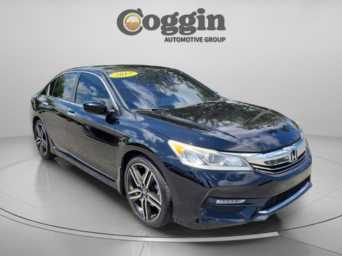 Used 2017 Honda Accord Sport Special Edition image 4