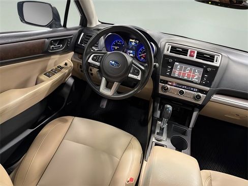 Used 2015 Subaru Outback 3.6R Limited image 30
