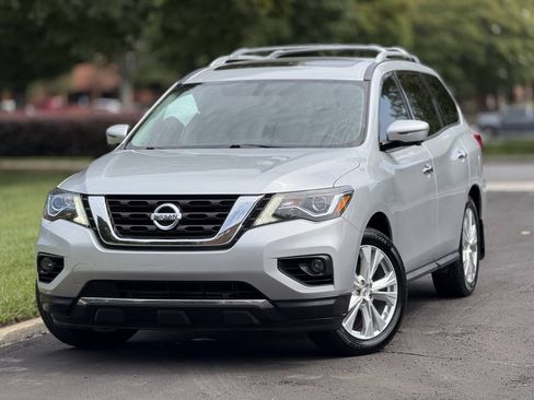 Used 2018 Nissan Pathfinder SL w/ SL Premium Package AWD/4WD image 1