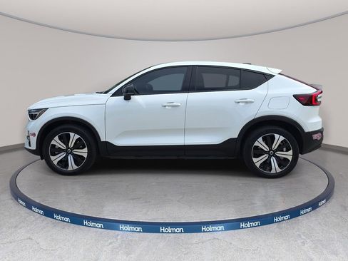 Used 2023 Volvo C40 Recharge Core w/ Protection Package Premier AWD/4WD image 9