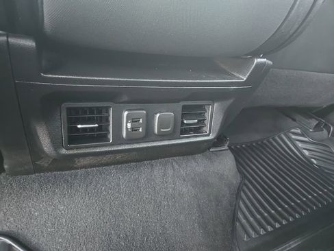 Used 2022 Chevrolet Silverado 3500 LT w/ Convenience Package image 26