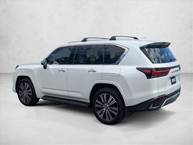Used 2025 Lexus LX 600 4WD w/ Accessory Package (2T) image 8