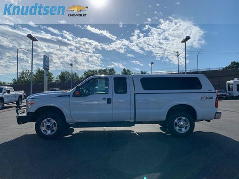 Used 2014 Ford F250 XLT w/ XLT Value Package AWD/4WD image 4