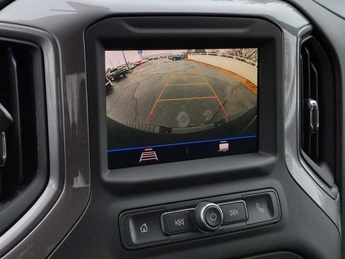 Used 2022 Chevrolet Silverado 2500 Custom w/ Custom Convenience Package image 14