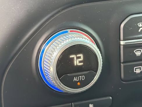 Used 2019 GMC Sierra 1500 SLT AWD/4WD image 28