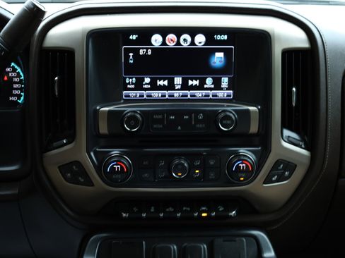 Used 2017 GMC Sierra 1500 Denali image 9