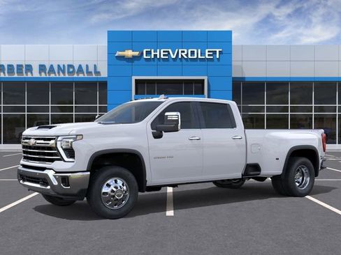 New 2026 Chevrolet Silverado 3500 LTZ w/ LTZ Convenience Package AWD/4WD image 2