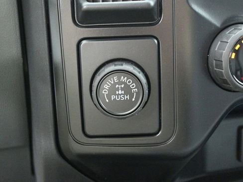 New 2026 Ford F350 XL w/ XL Chrome Package image 18