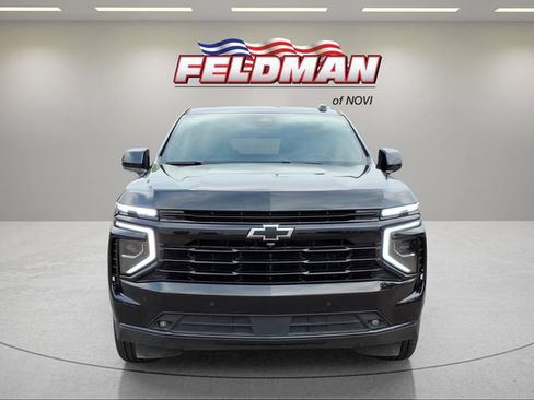 Used 2025 Chevrolet Suburban RST w/ Comfort Package AWD/4WD image 8