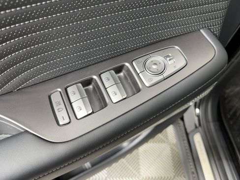 Used 2025 Hyundai Palisade Calligraphy image 21