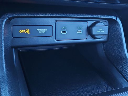 Certified 2025 Honda Civic Sport image 24