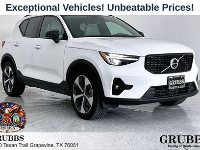 Used 2025 Volvo XC40 B5 Plus