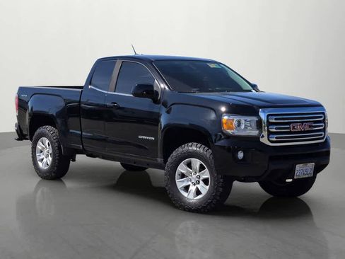 Used 2018 GMC Canyon SLE w/ SLE Convenience Package image 8