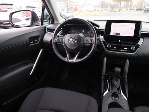 Certified 2024 Toyota Corolla Cross LE image 21