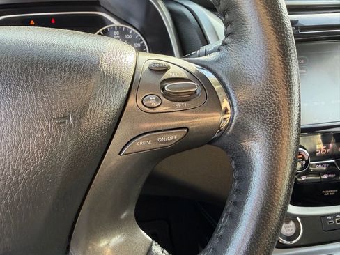 Used 2022 Nissan Murano SL w/ SL Moonroof Package image 34