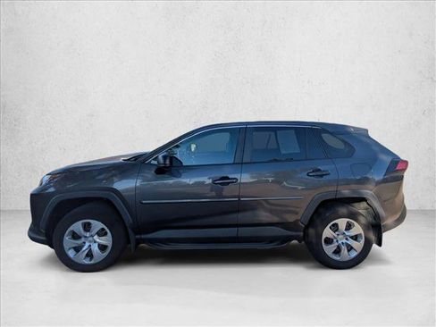 Used 2023 Toyota RAV4 LE AWD/4WD image 8