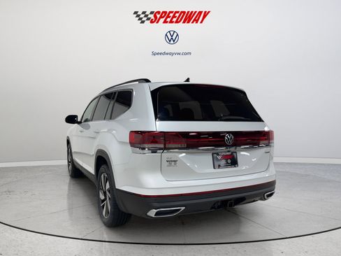 New 2026 Volkswagen Atlas SE AWD/4WD image 2