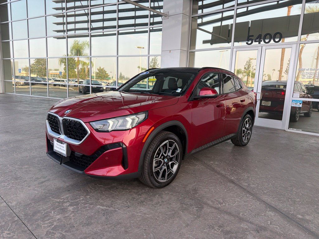 Used 2026 BMW X2 xDrive28i AWD/4WD image 1